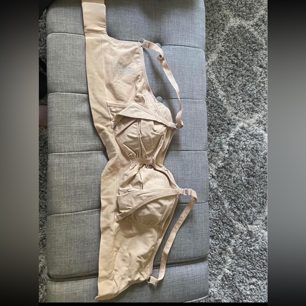 Sublime Hands Free pumping and nursing bra by  Kindred Bravely XL in beige